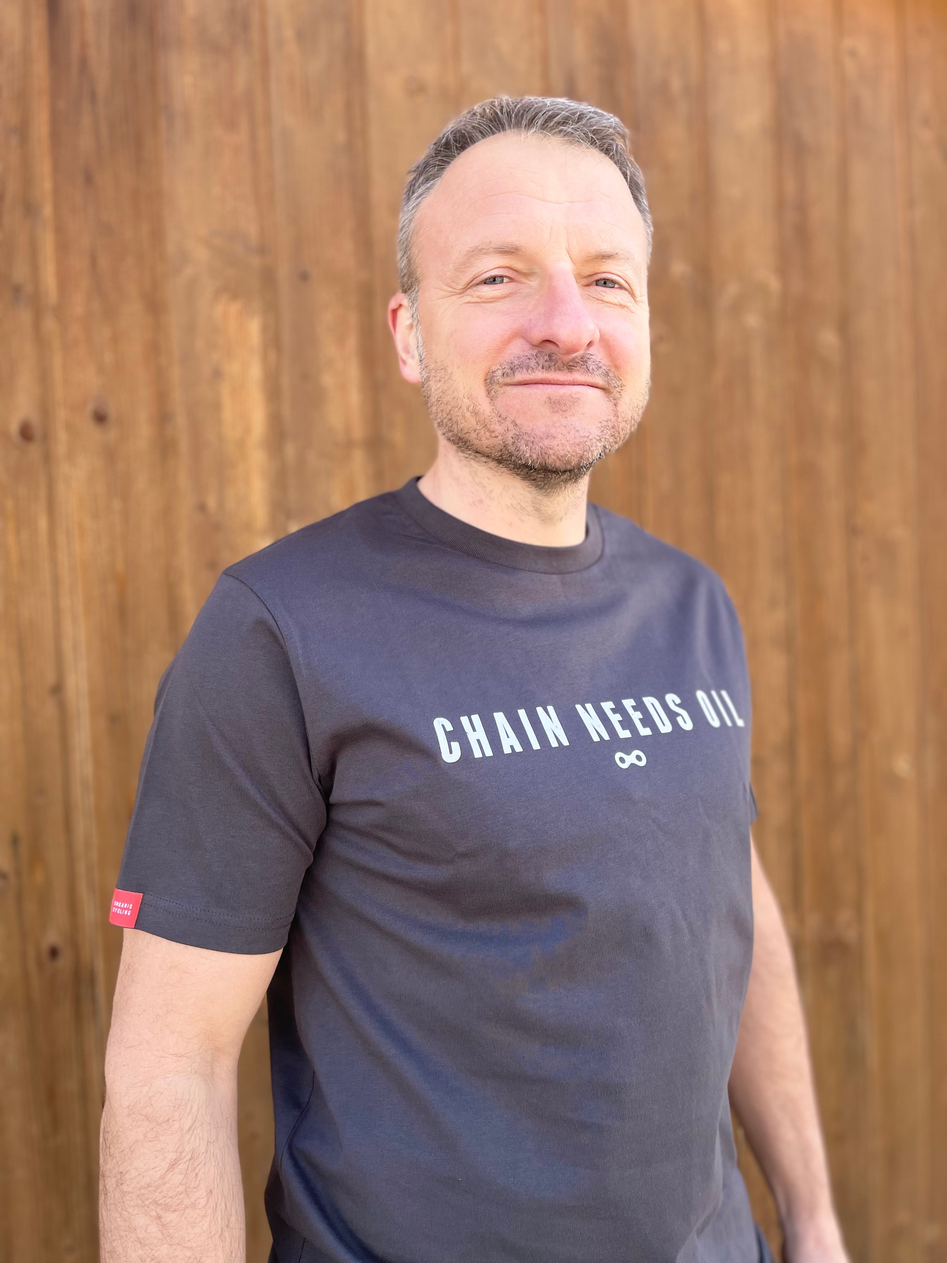 Kette braucht Öl Herren T-Shirt